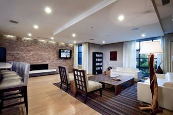 Wi-fi lounge